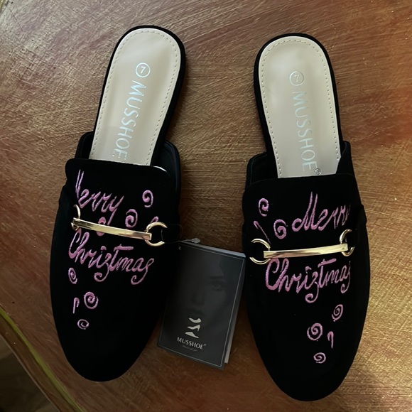 NWT MUSSHOE Merry Christmas Slip On Mules for Women Flats Black/Pink - Picture 10 of 14